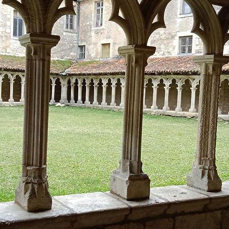 Bonabri Vacances - Chambres D'Hotes Chazelles  Exteriér fotografie