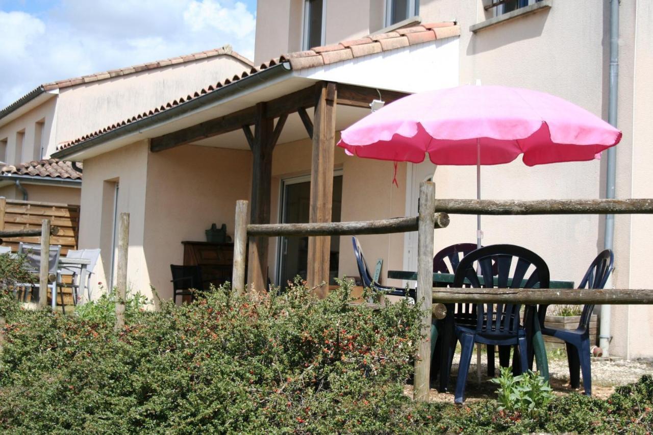 Bonabri Vacances - Chambres D'Hotes Chazelles  Exteriér fotografie