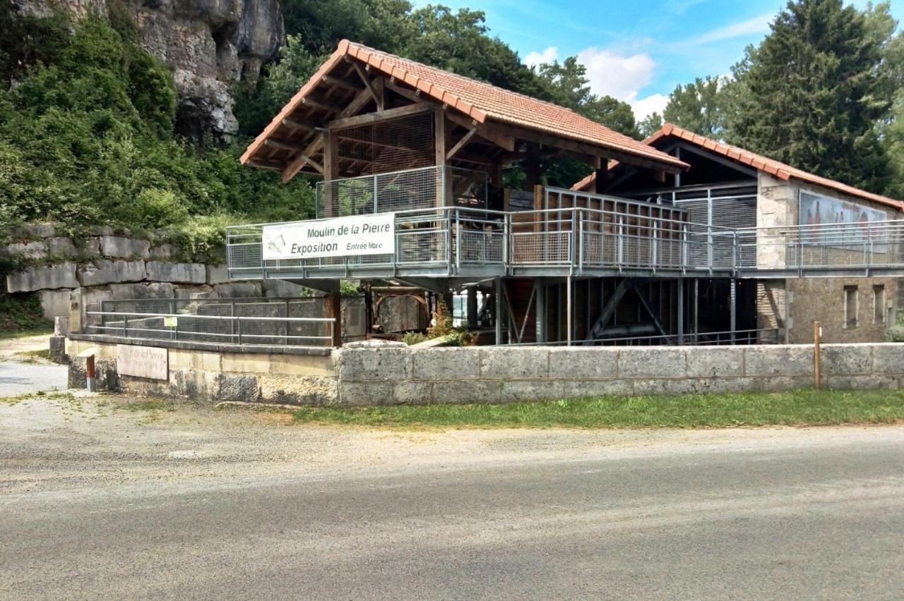 Bonabri Vacances - Chambres D'Hotes Chazelles  Exteriér fotografie