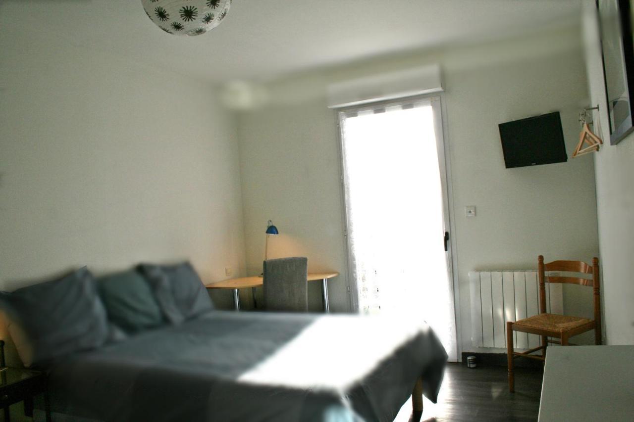 Bonabri Vacances - Chambres D'Hotes Chazelles  Exteriér fotografie
