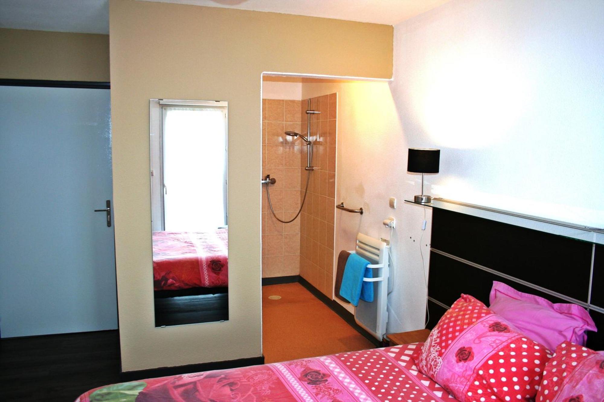 Bonabri Vacances - Chambres D'Hotes Chazelles  Pokoj fotografie